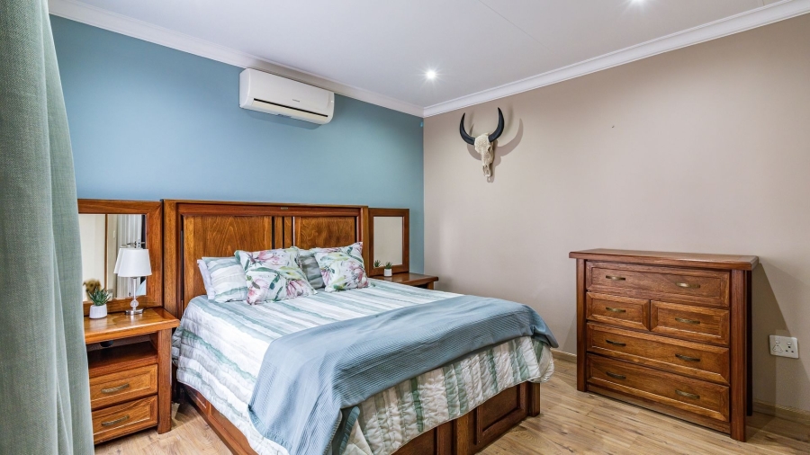 4 Bedroom Property for Sale in Boschdal North West